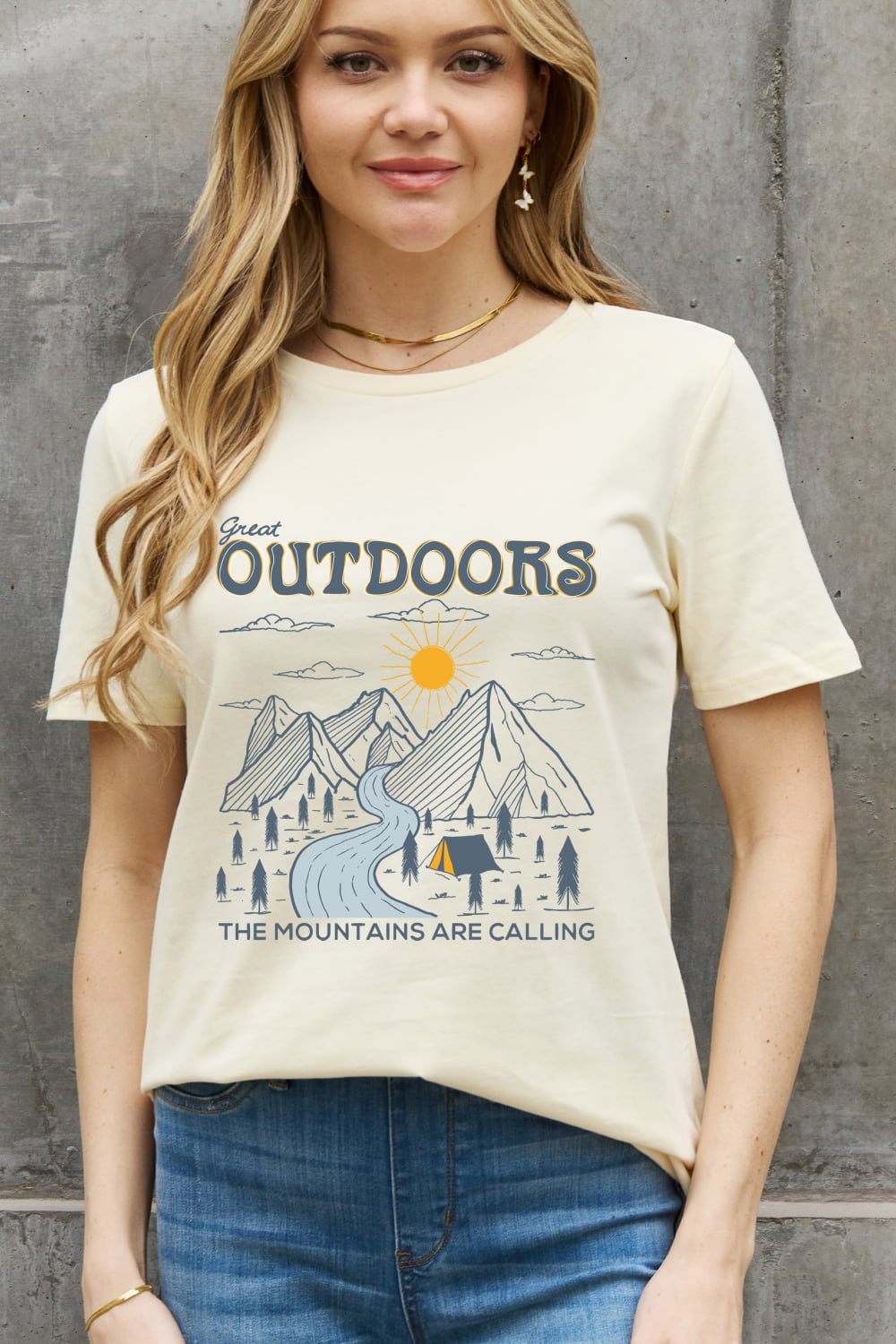 Simply Love Full Size GREAT OUTDOORS Graphic Cotton Tee