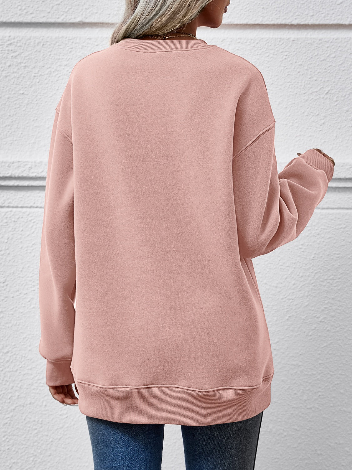 FELIZ NAVIDAD Round Neck Drop Shoulder Sweatshirt