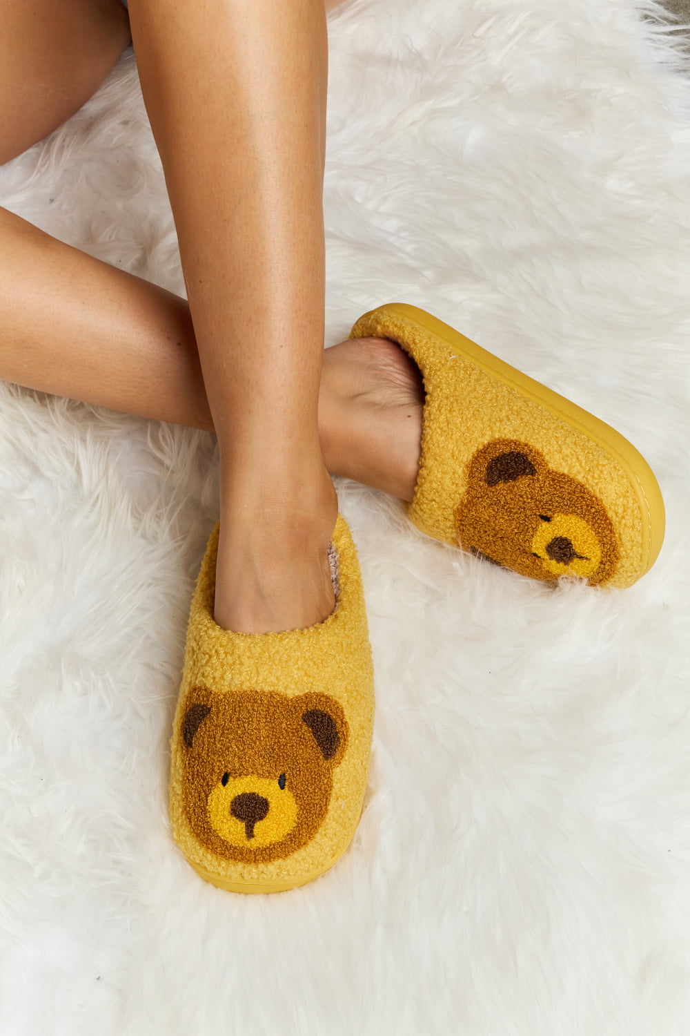 Melody Teddy Bear Print Plush Slide Slippers